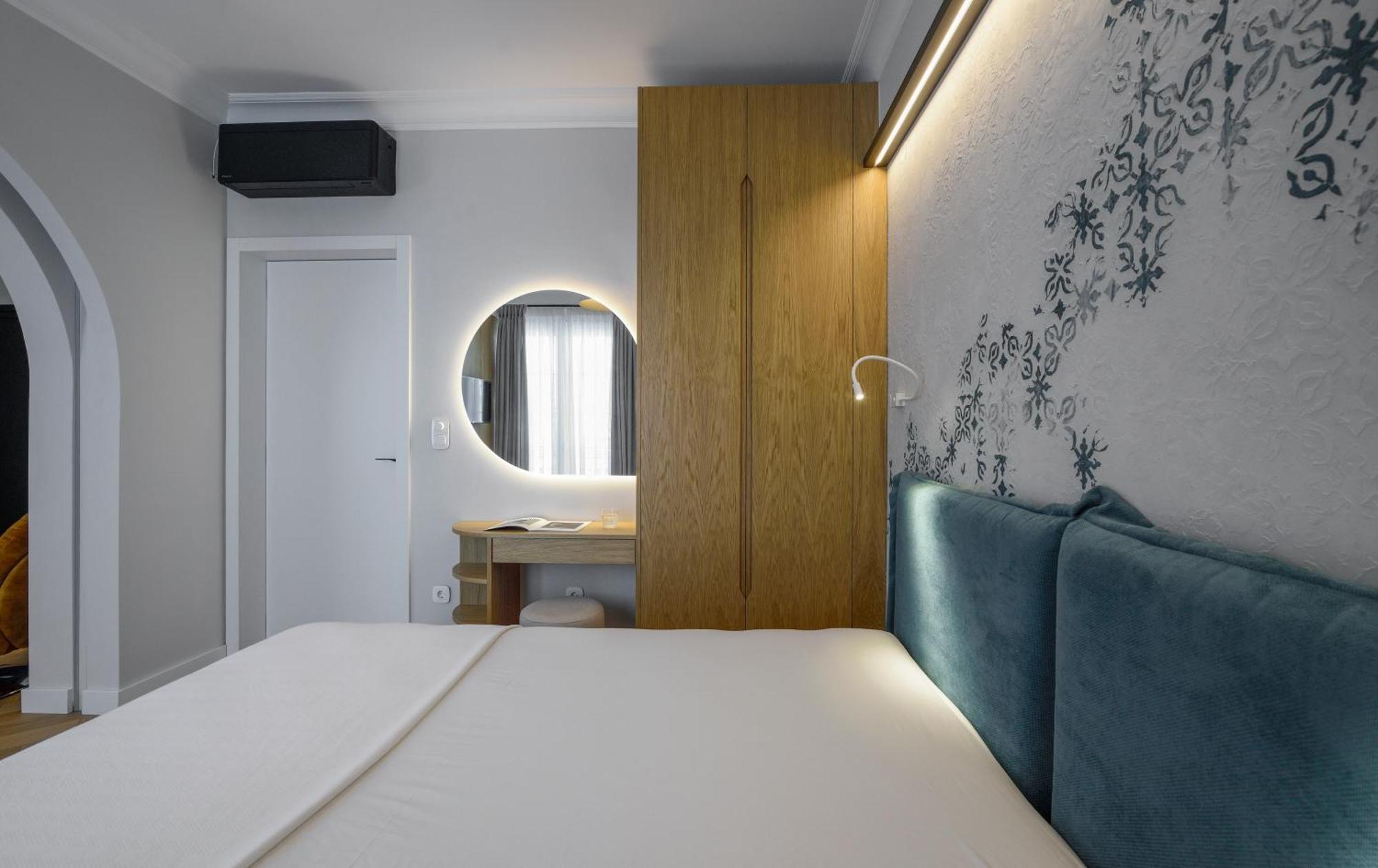 Queen Apartment Thessaloniki By Luxlikehome Exterior photo