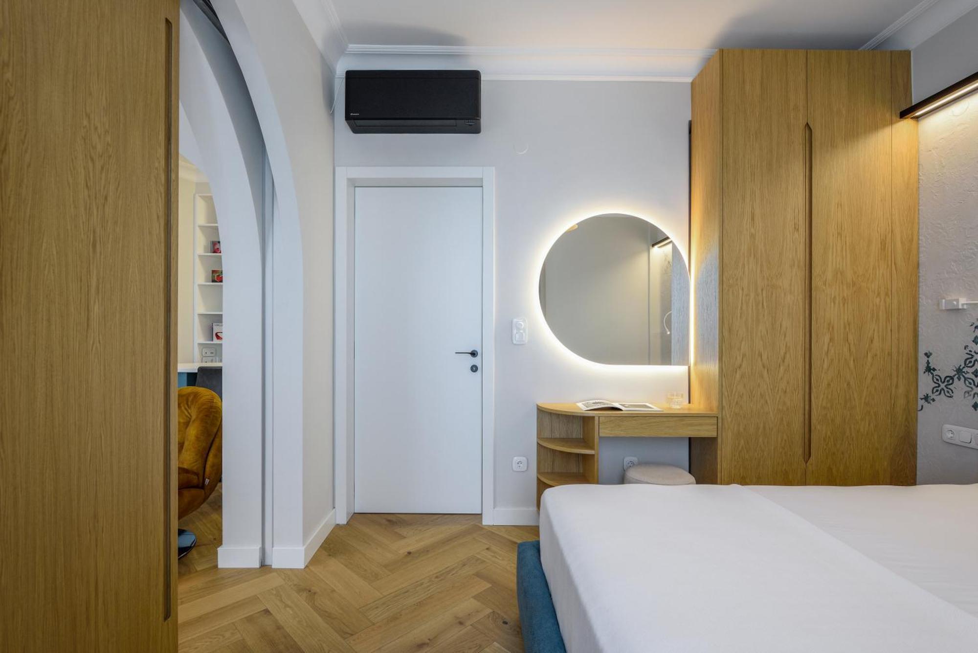 Queen Apartment Thessaloniki By Luxlikehome Exterior photo