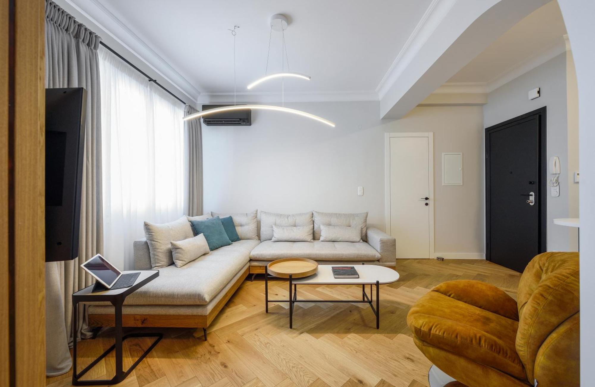 Queen Apartment Thessaloniki By Luxlikehome Exterior photo