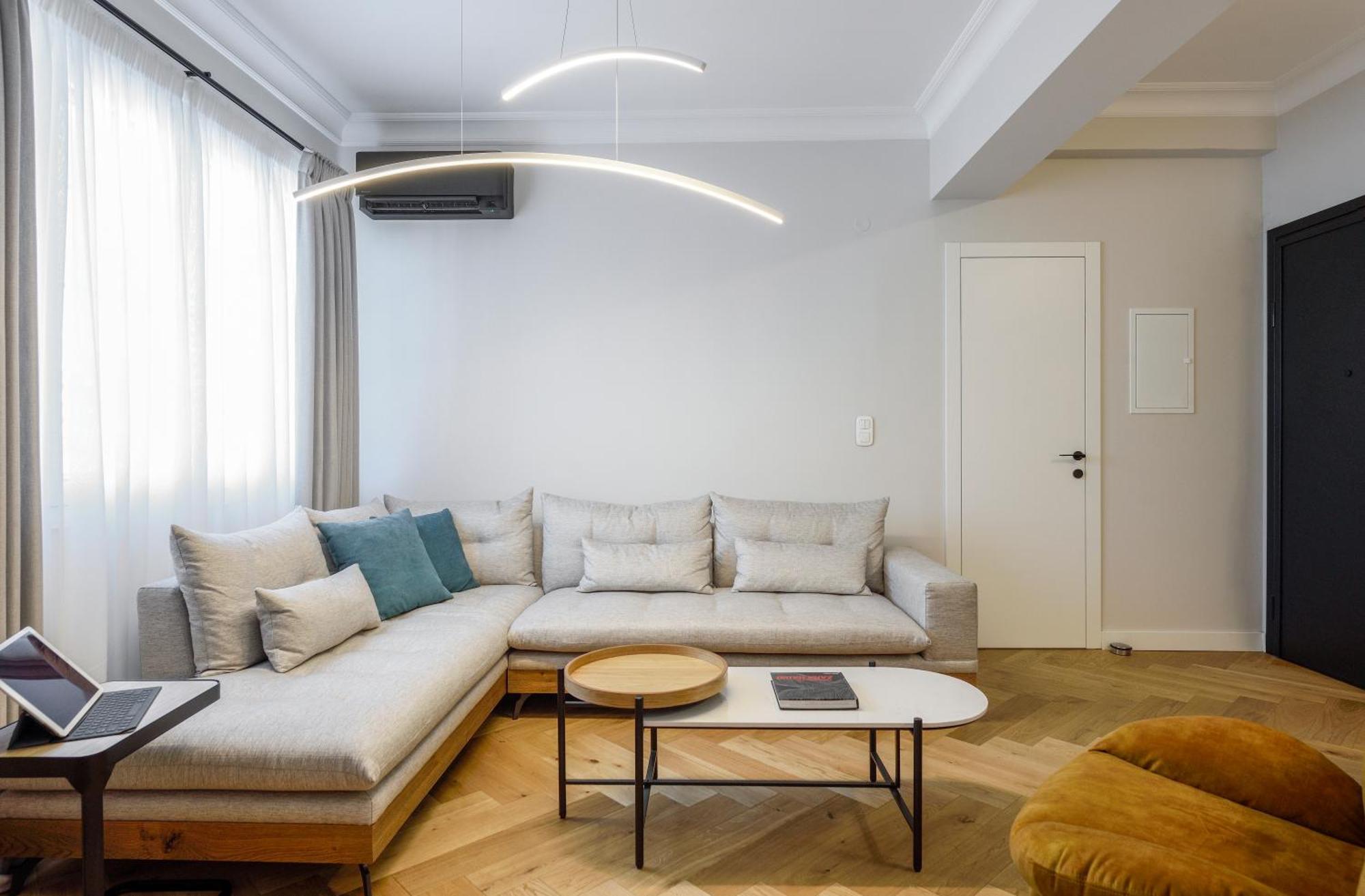 Queen Apartment Thessaloniki By Luxlikehome Exterior photo