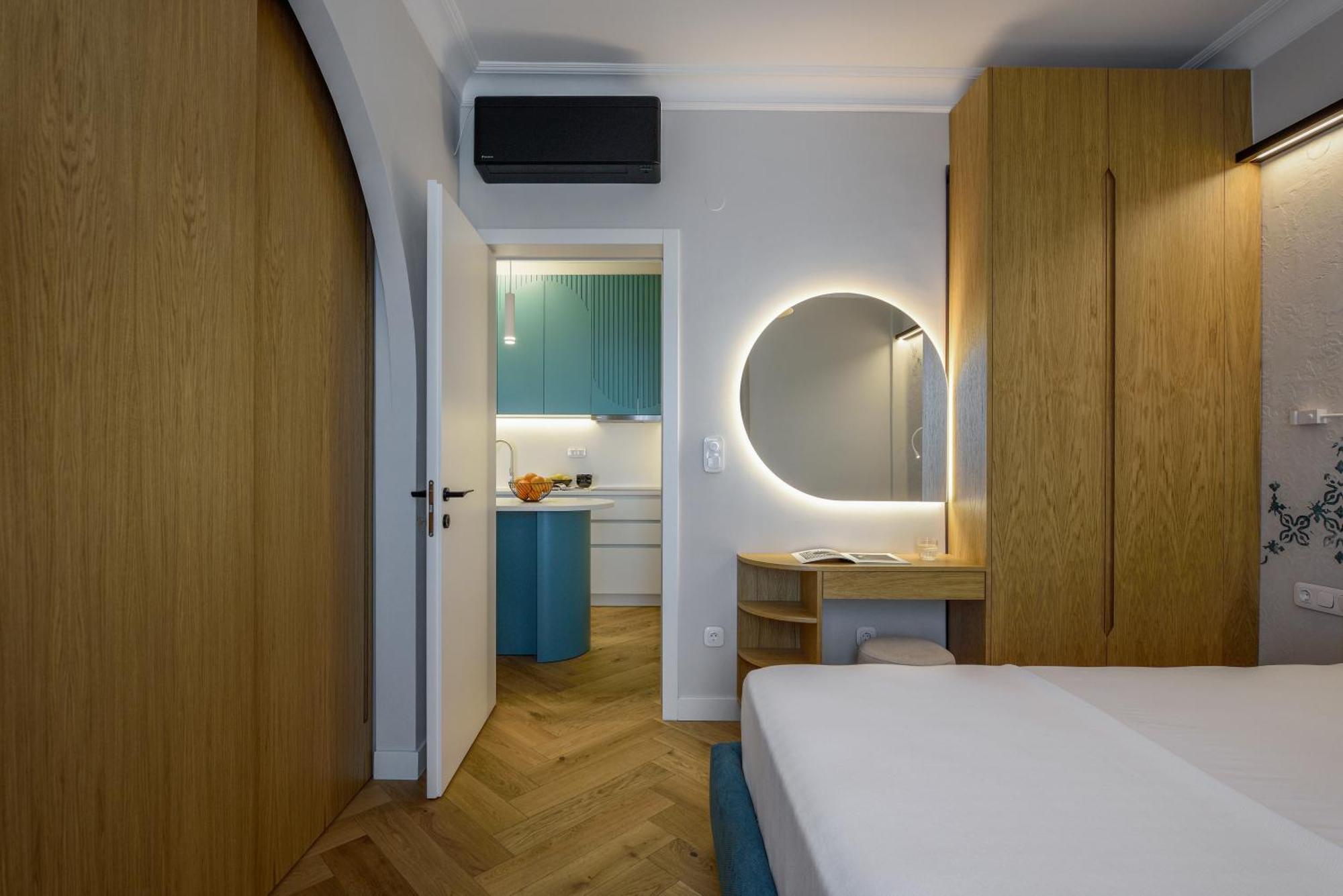 Queen Apartment Thessaloniki By Luxlikehome Exterior photo